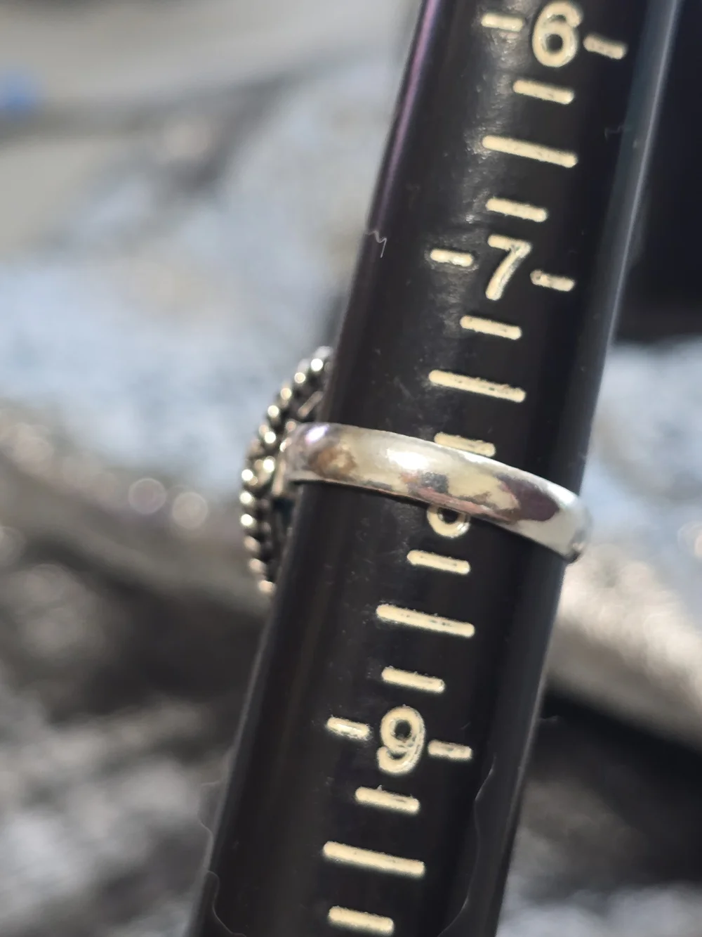 no brand elegant silver